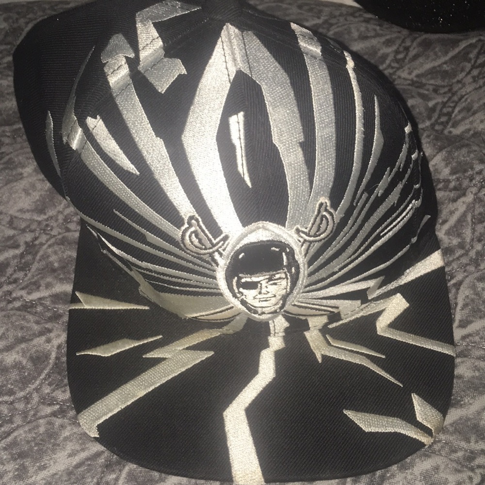 Raiders hat
